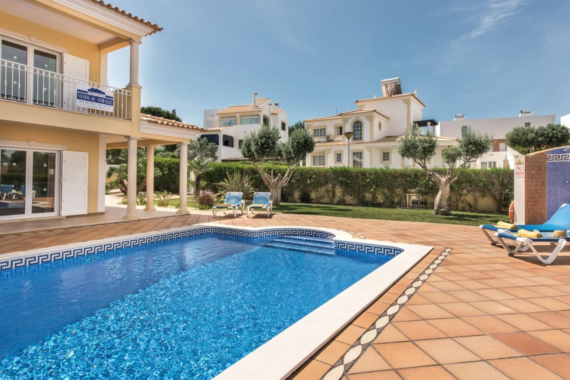Villa Das Oliveiras Amazing Location Walk To Marina Restaurants Beach Albufeira Dış mekan fotoğraf