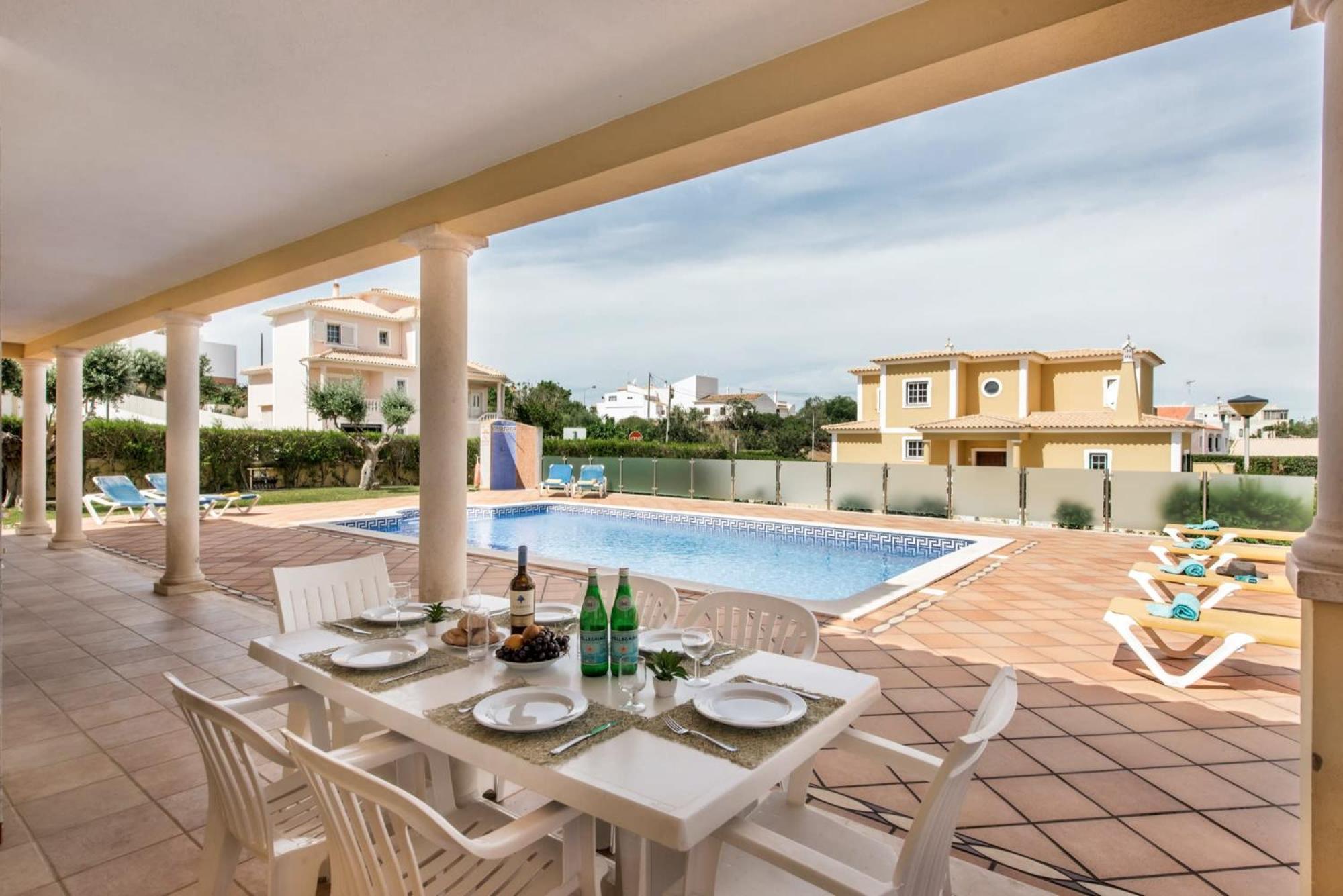 Villa Das Oliveiras Amazing Location Walk To Marina Restaurants Beach Albufeira Dış mekan fotoğraf